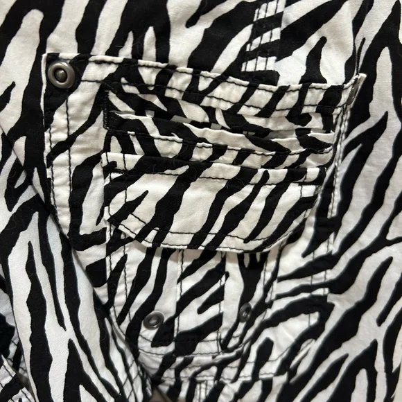 NEW! Chico's Zebra Black and White Mini Pencil Skirt Night Out Size 2 - Picture 6 of 11